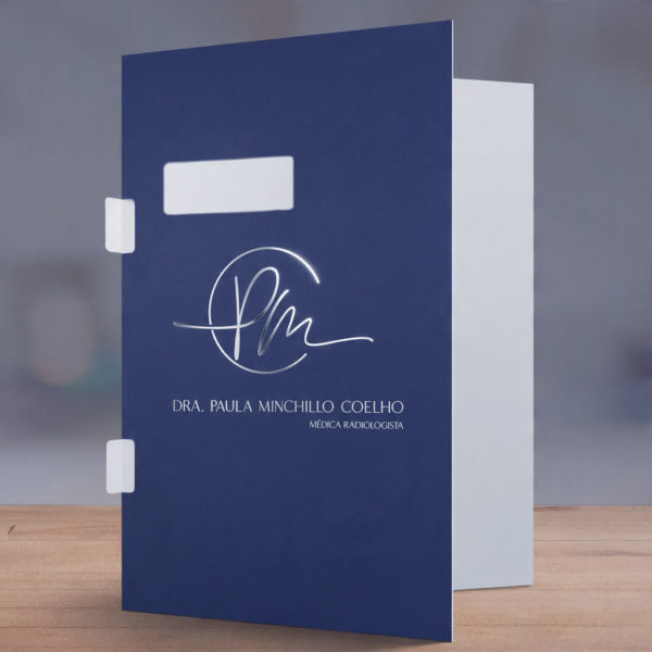 Pasta Personalizada com hot stamping prata e laminação fosca